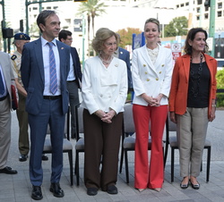Su Majestad la Reina Doña Sofía acompañada por la alcaldesa de Nueva Orleans, el cónsul general de España en Houston y la presidenta del Patronato del