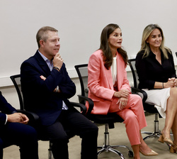 Su Majestad la Reina durante el dialogo abierto sobre los retos actuales de la Formación Profesional.