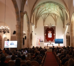 Don Felipe durante su intervención en el Convento de la Merced