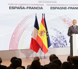 Su Majestad el Rey durante su intervención en la inauguración del Foro de comercio e inversión España-Francia