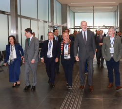 Su Majestad el Rey a su llegada al Congreso Internacional de Defensa, Seguridad e Industria INDUDEF Córdoba 2026