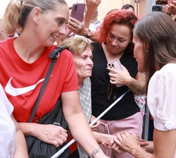 Doña Letizia con los melillenses
