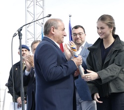 Su Alteza Real la Princesa de Asturias hace entrega del premio al "Pueblo Ejamplar de Asturias 2026" al Patrón Mayor