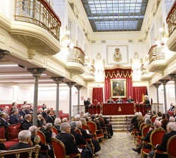 Vista general del Salón de Actos de la Real Academia de Jurisprudencia y Legislación