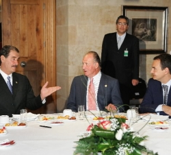 Desayuno de trabajo con el Presidente de México
(Parador Nacional. Salamanca, 14 de octubre de 2005)