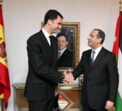El Príncipe recibe el saludo del Embajador de Jordania