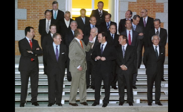 El Rey con los miembros de la Junta Directiva