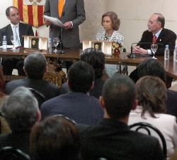 Don Juan Carlos, durante su discurso en el Ayuntamiento de Albaida. 14 de marzo de 2006