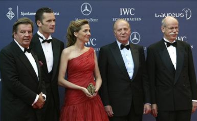 El Rey y los Duques de Palma, con los presidentes de Daimler-Chrysler y Richemont, Peter Struck y Johann Rupert, respectivamente