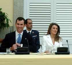 Los Príncipes de Asturias, durante la reunión