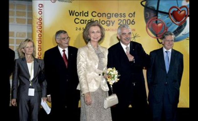 Su Majestad la Reina, con la ministra de Sanidad y Consumo, Elena Salgado; presidente de la Generalidad de Cataluña, Pascual Maragall; el Presidente d