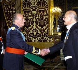 Su Majestad el Rey recibe las Cartas Credenciales del nuevo Embajador de Siria, el Sr. Makram Obeid