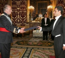 Su Majestad el Rey recibe las cartas credenciales del Embajador de la República Árabe de Egipto, Yasser Morad Osman Hossny