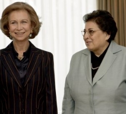 Doña Sofía junto a Thoraya Ahmed Obaid, directora ejecutiva del Fondo de Población de las Naciones Unidas