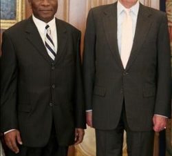 Su Majestad el Rey con el Primer Ministro de la República de Haití